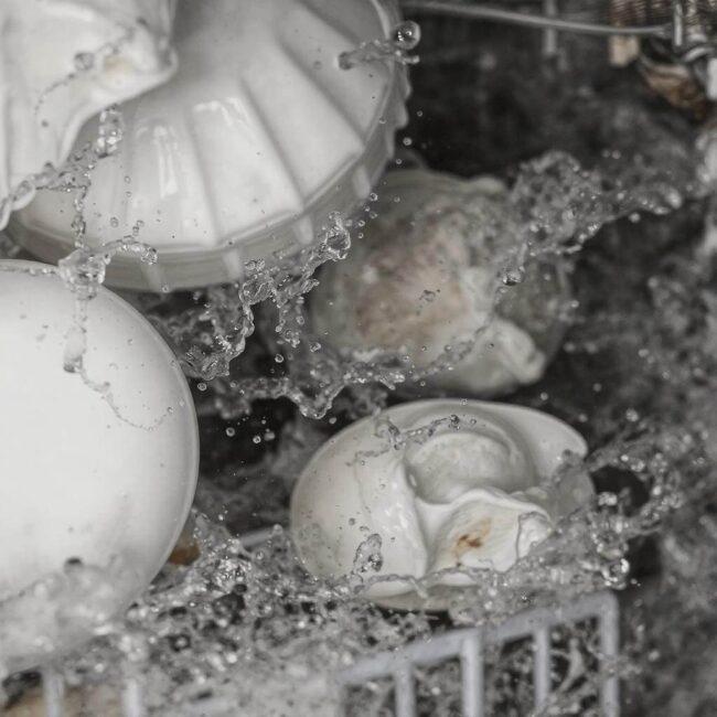 mycie filiżanek w zmywarce